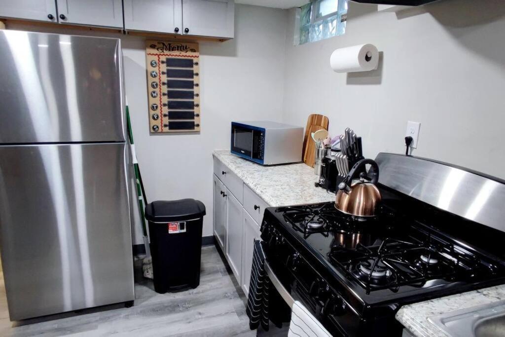 Spacious Suite Close To Downtown Indy/ King Bed Indianápolis Exterior foto