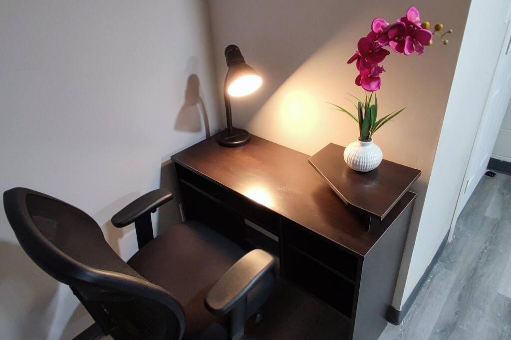 Spacious Suite Close To Downtown Indy/ King Bed Indianápolis Exterior foto